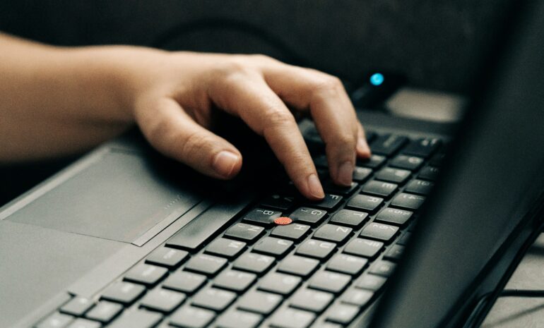 AI prompts keywords SEO